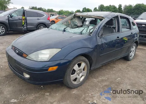 2004 Ford Focus Zx5 из США, поврежденный, VIN 3FAHP37Z84R121214
